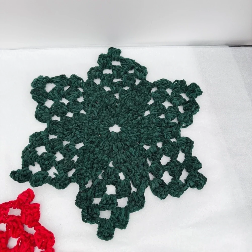 Handmade Crochet Knit Snowflake Trivet Hotpads Set of 3 Christmas Holiday Decor